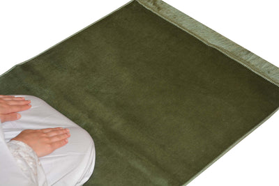Turkish Prayer Rug Luxury Islamic Muslim Velvet Sajadah- Green